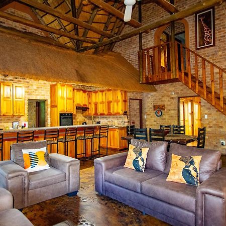 Villa Adventure Bush House Marloth Park Exterior foto